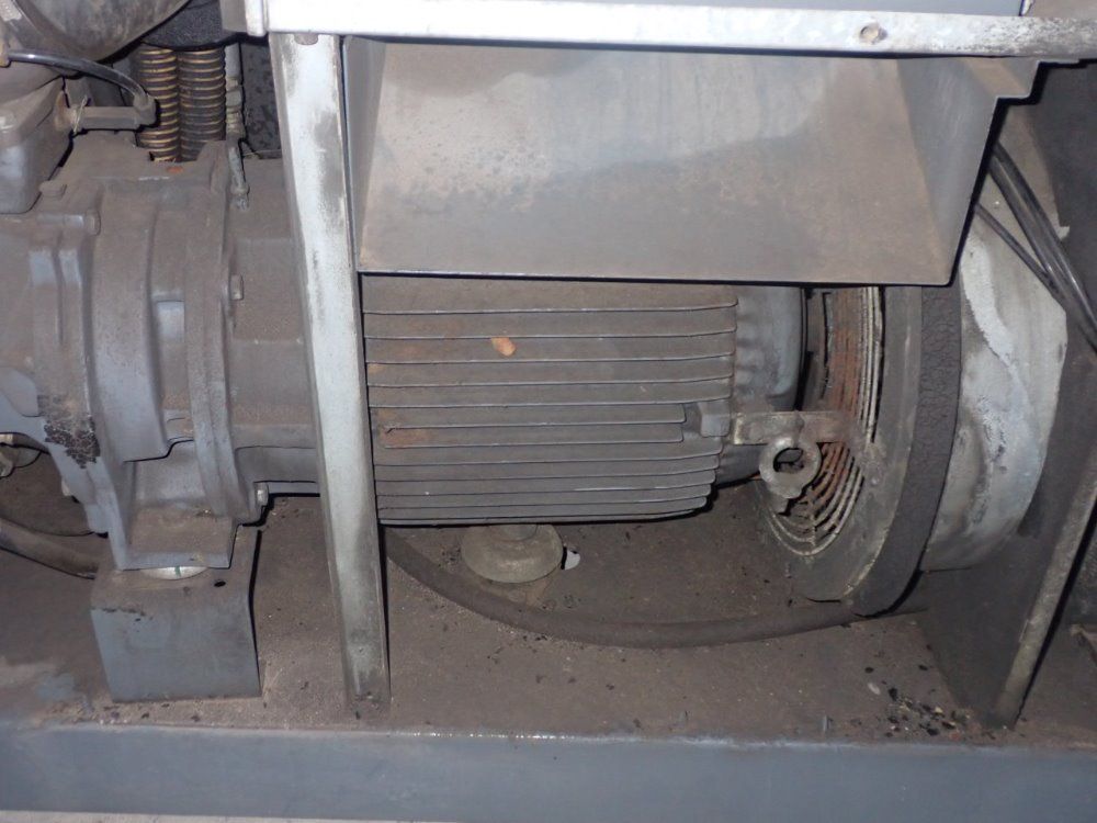 Atlas Copco 8.6bar/40hp/30kw/124psi Air Compressor - Gx30