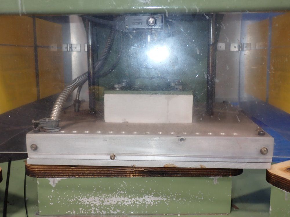 Visual Thermoforming Ltd 12" X 10" Blister Pack Machine