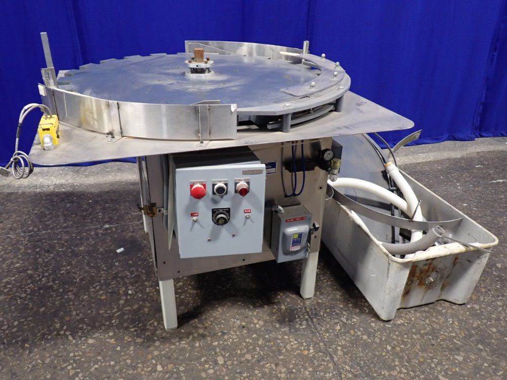 Aidlin Automation Corp 42" Dia T-221 Accumulation Table - T-221