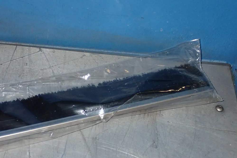 Tanis 75" X 2" X 96" Brush