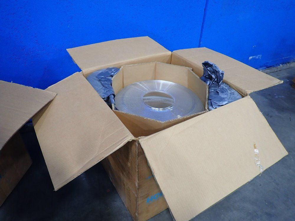 Holophane 17" X 11" Glass Light Fixture - Lb-4776-b