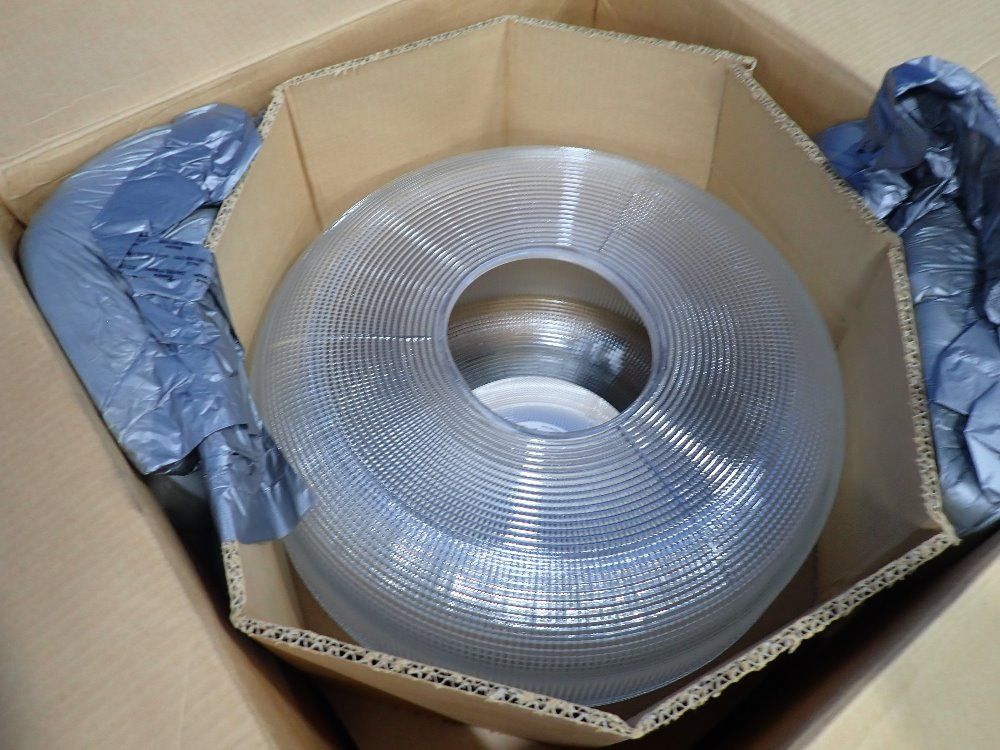 Holophane 17" X 11" Glass Light Fixture - Lb-4776-b