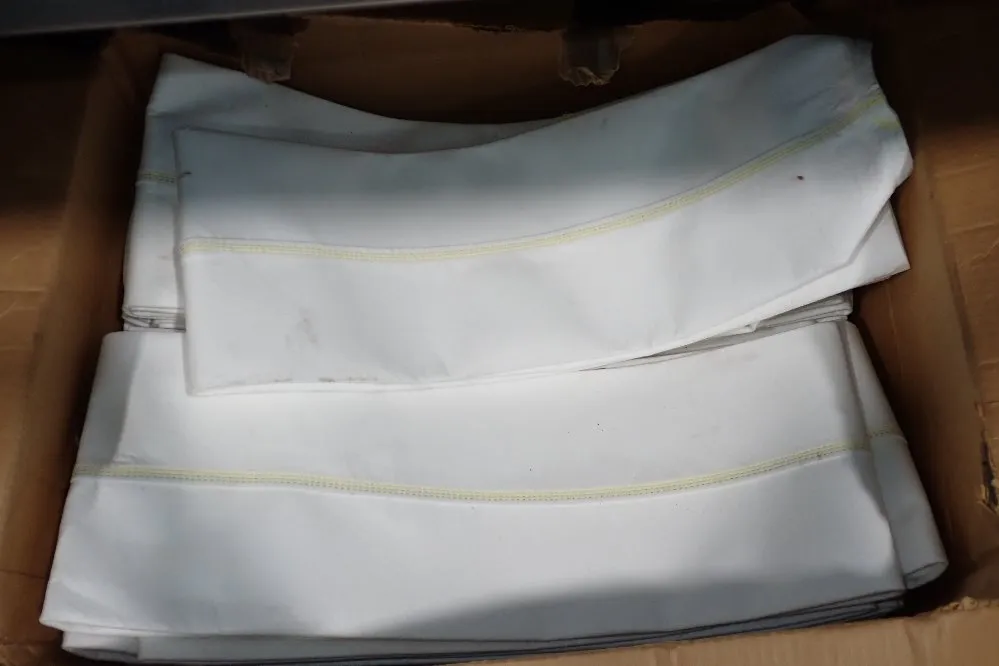 Dacron 5 3/4" X 97 1/2" Bag Filter - 1277580