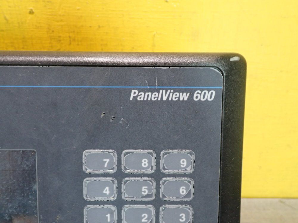 Allen-bradley 2711-b6c20l1 User Interface Damaged - 2711-b6c20l1
