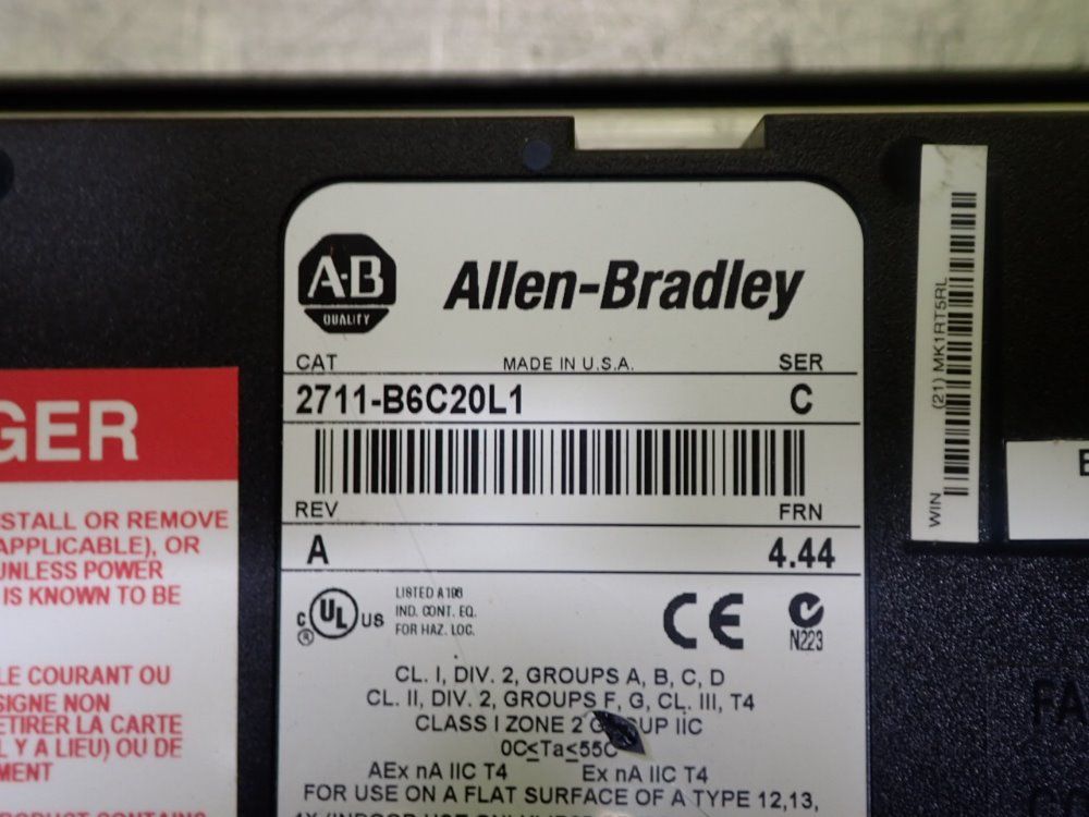 Allen-bradley 2711-b6c20l1 User Interface Damaged - 2711-b6c20l1