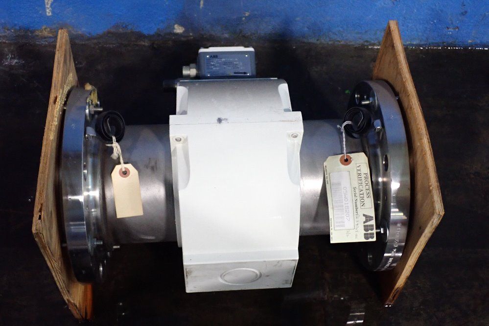 Abb 6" Magnetic Flow Meter - 10dx311111117p2a2d141321