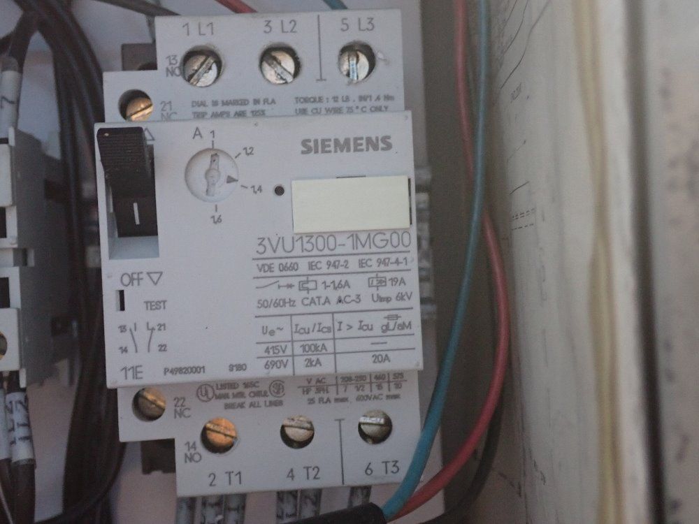 Mayfran International 18"x108" Chip Conveyor - Chip-tote