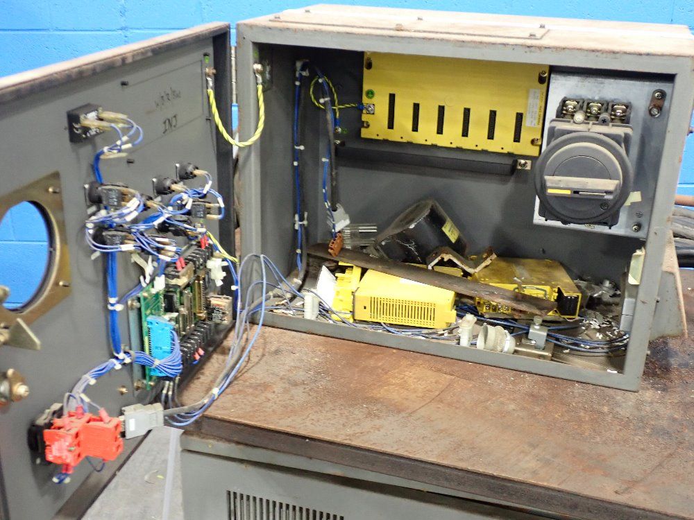 Fanuc Control Panel - R-j2