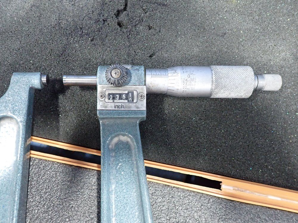 Mitutoyo 0-1"-.0001" Micrometer - 189-129