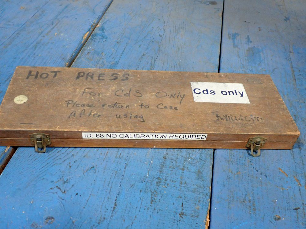 Mitutoyo 12" Dial Caliper - 505-645-50