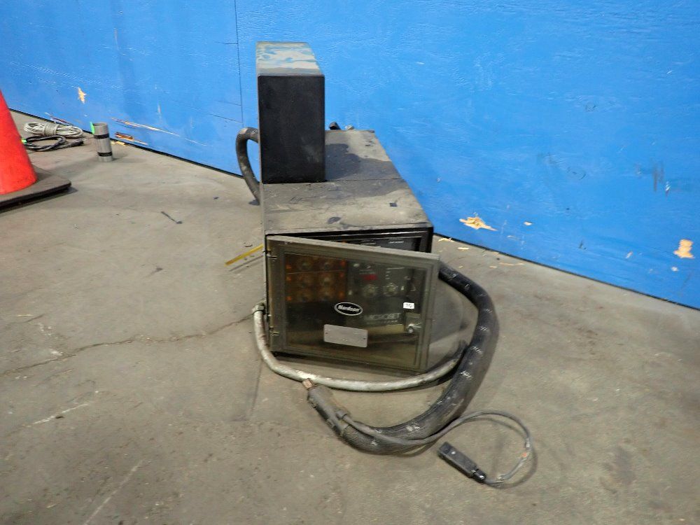 Nordson Hot Melt Machine