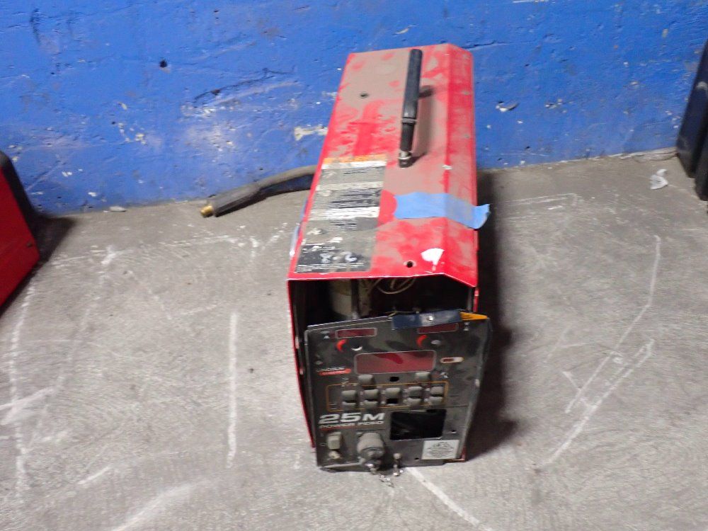 Lincoln 25 Amps Wire Feeder - 25m Powerfeed