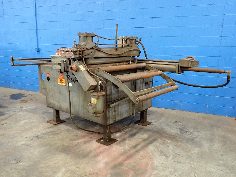 Dallas Feederstraightener