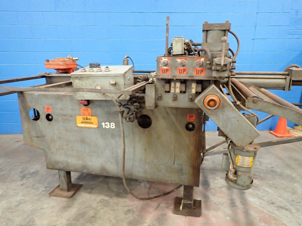 Dallas Feederstraightener