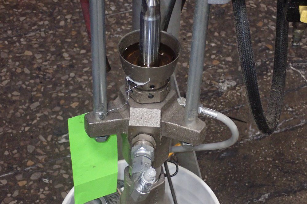 Graco Sealant Pump - C38