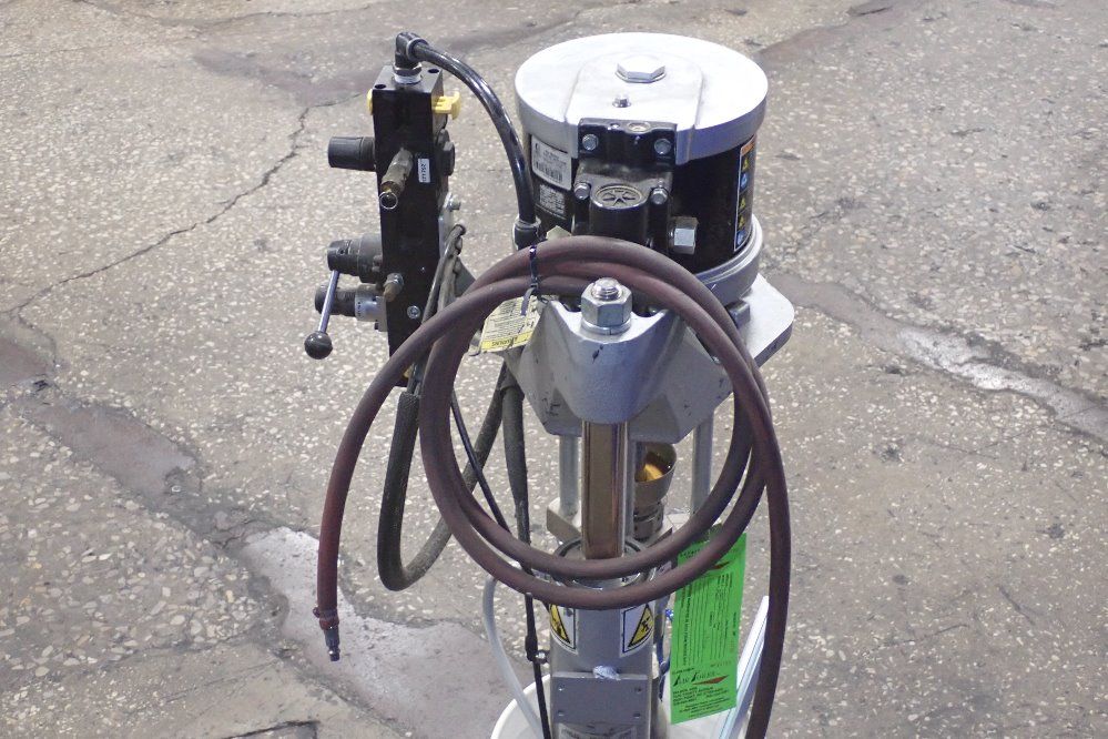 Graco Sealant Pump - C38