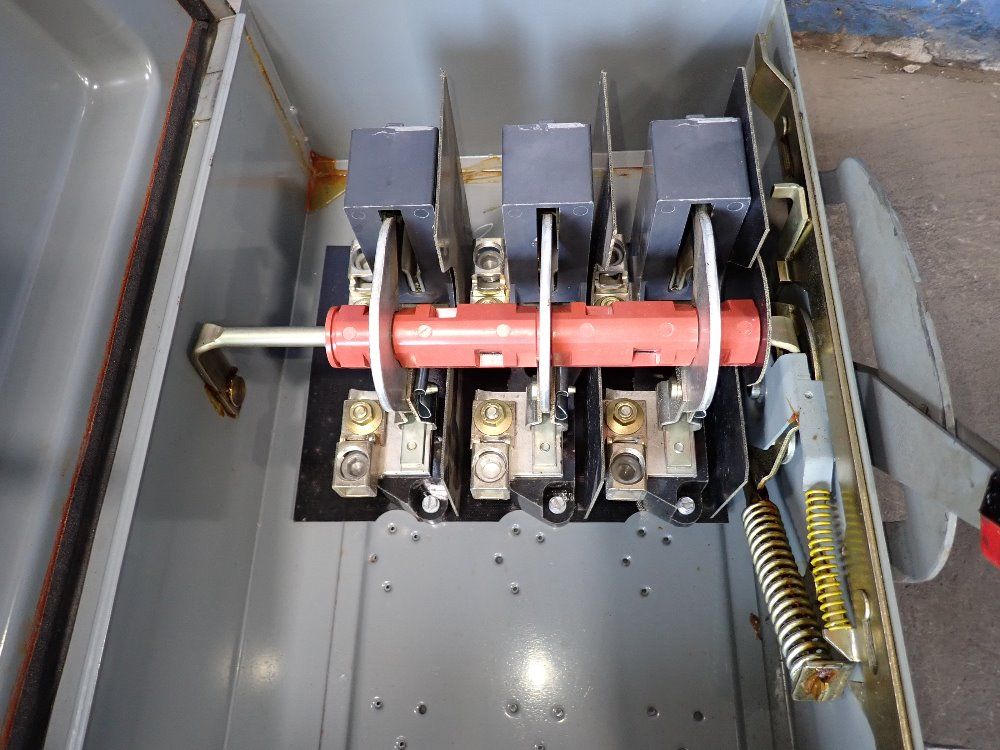 Square D 200 Amp / 600 Vac Non Fusible Disconnect - Hu-364-awk