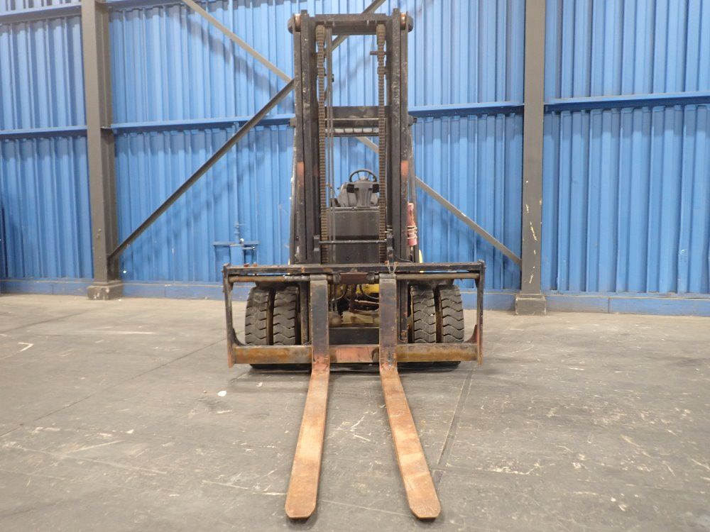 Yale 15,500lbs Diesel Forklift - Gdp155vxnjjv126