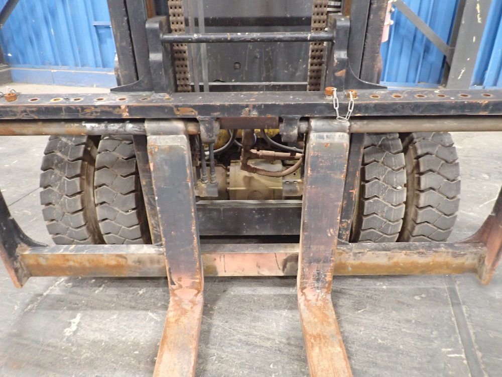 Yale 15,500lbs Diesel Forklift - Gdp155vxnjjv126