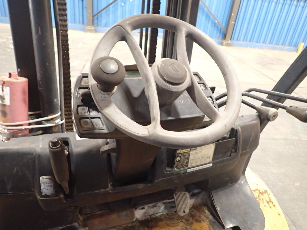 Yale 15,500lbs Diesel Forklift - Gdp155vxnjjv126