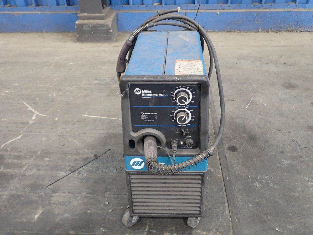 Miller 7.7kw Welder - Millermatic250