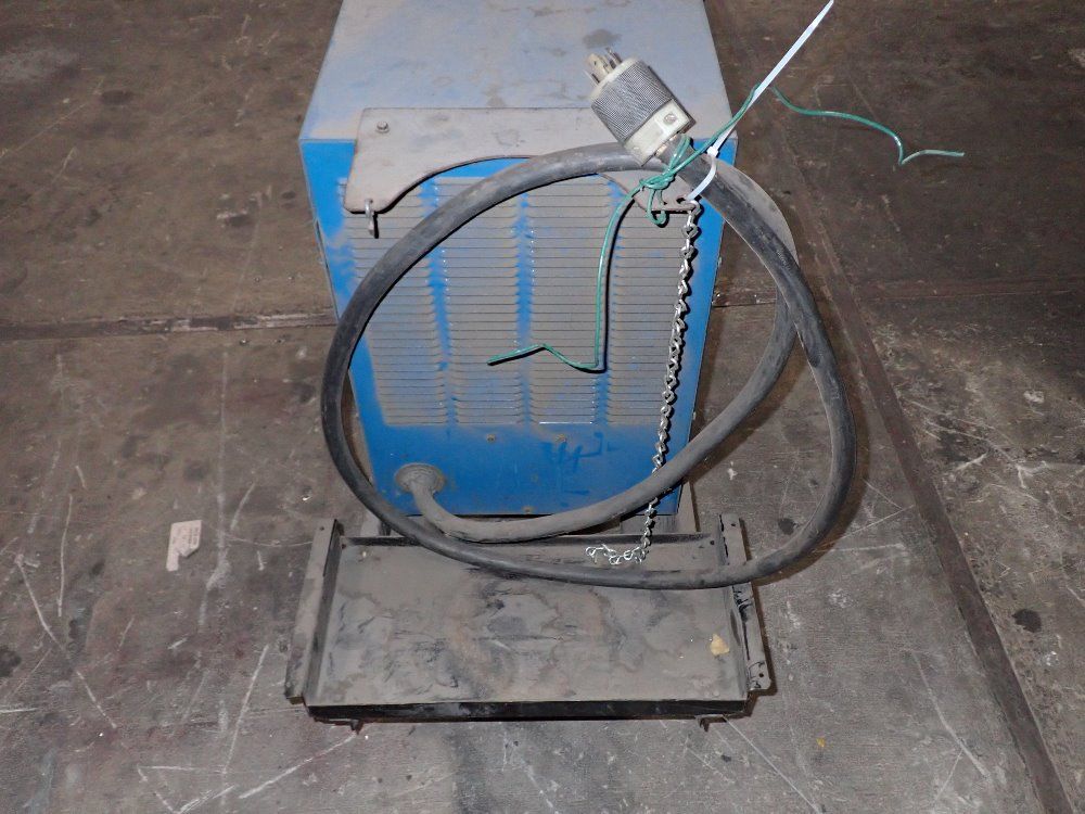 Miller 12.3kw Welder - Cp-300