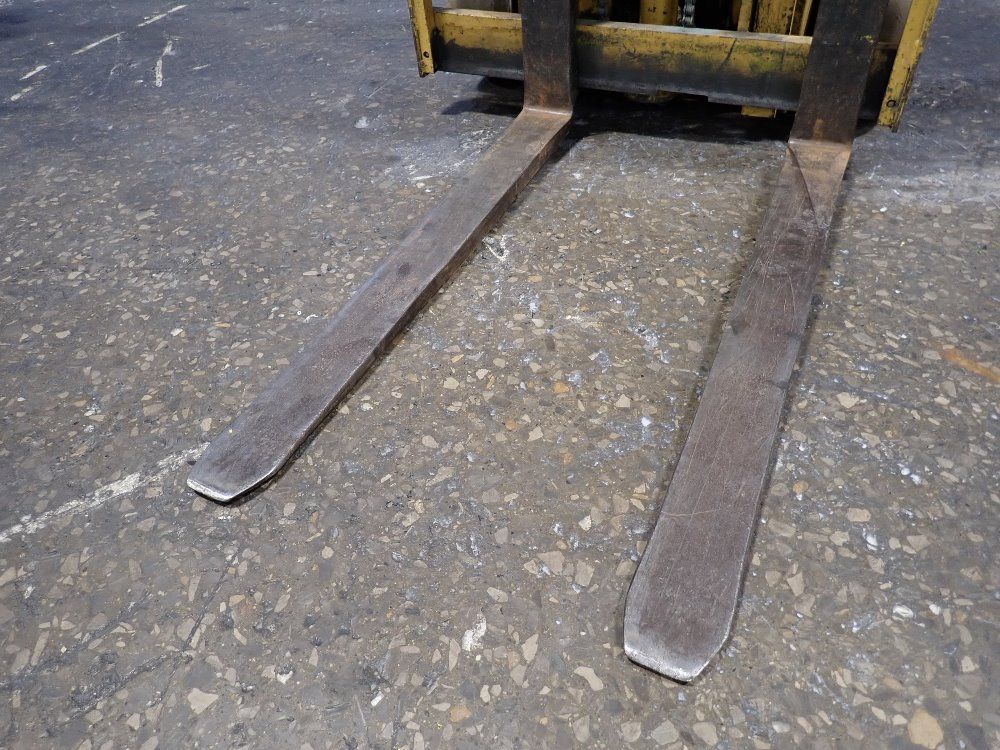 Clark 2300# Electric Forklift - Tw25b