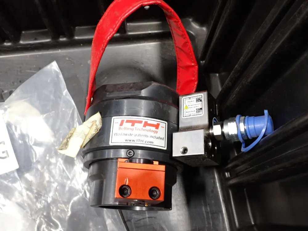 Ith Hydraulic Bolt Tensioner - 33.03845