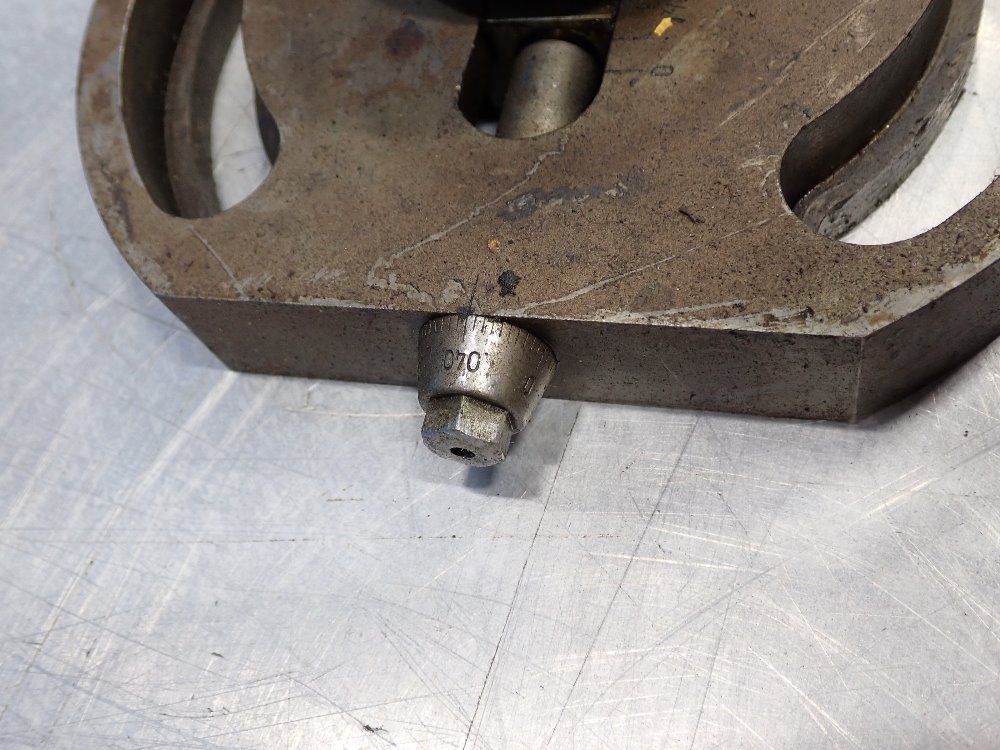  Feed Attachment
