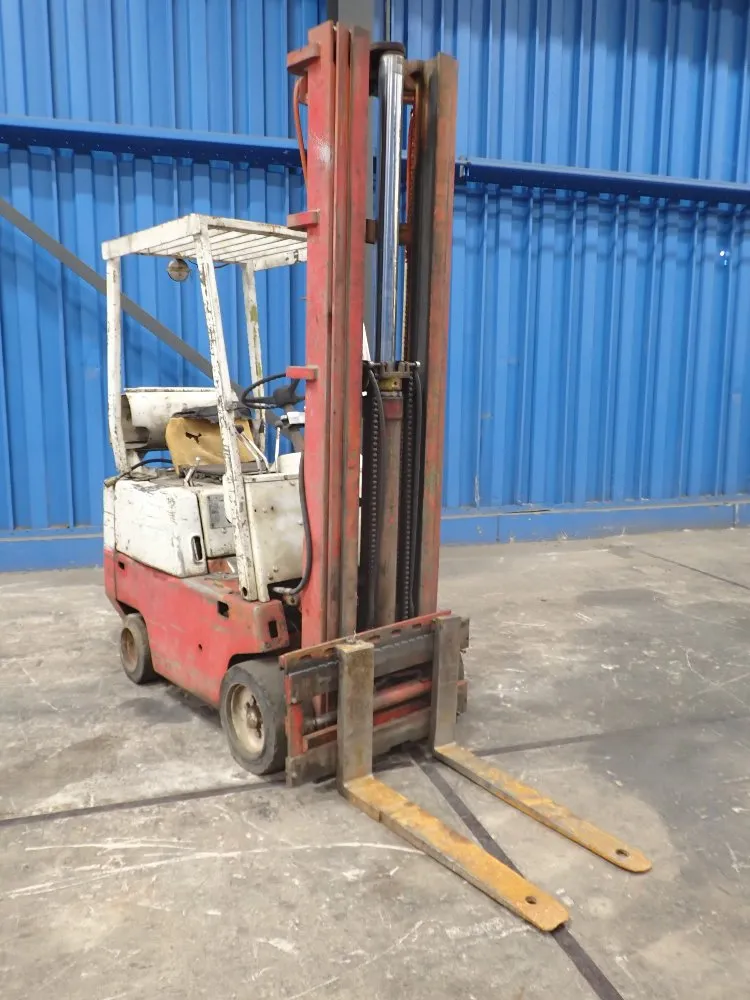 Clark 2275lbs Propane Forklift - C500-30