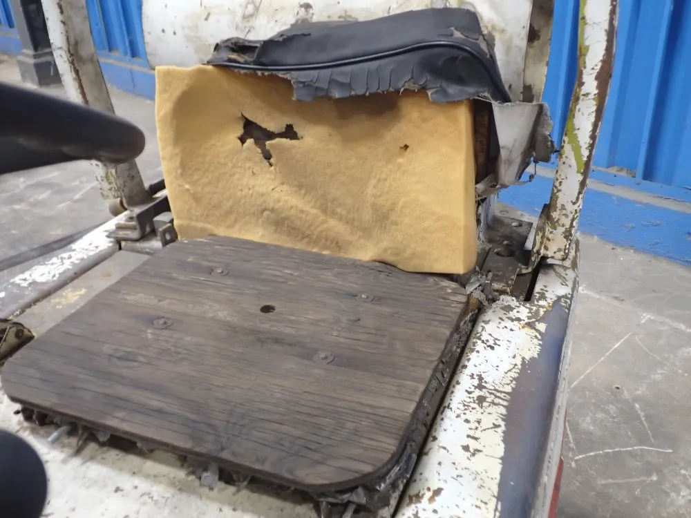 Clark 2275lbs Propane Forklift - C500-30