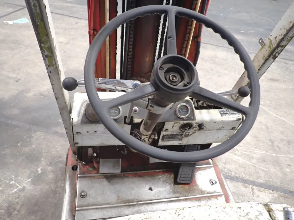 Clark 2275lbs Propane Forklift - C500-30