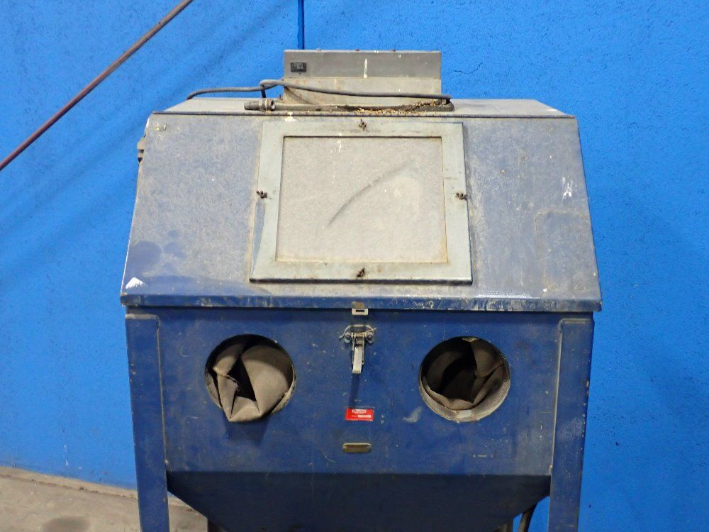 Dayton Electric Mfg. Co. Sand Blast Cabinet - 3z849