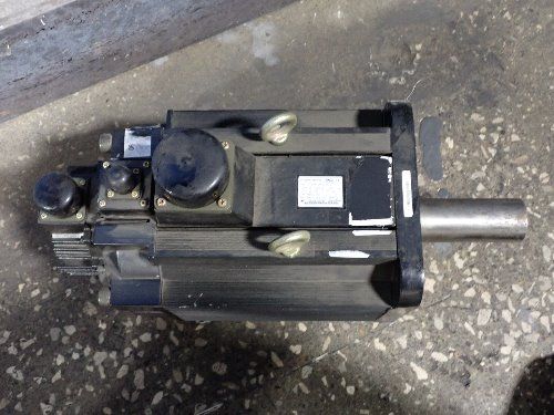 Yaskawa Electric 5500 W Servo Motor