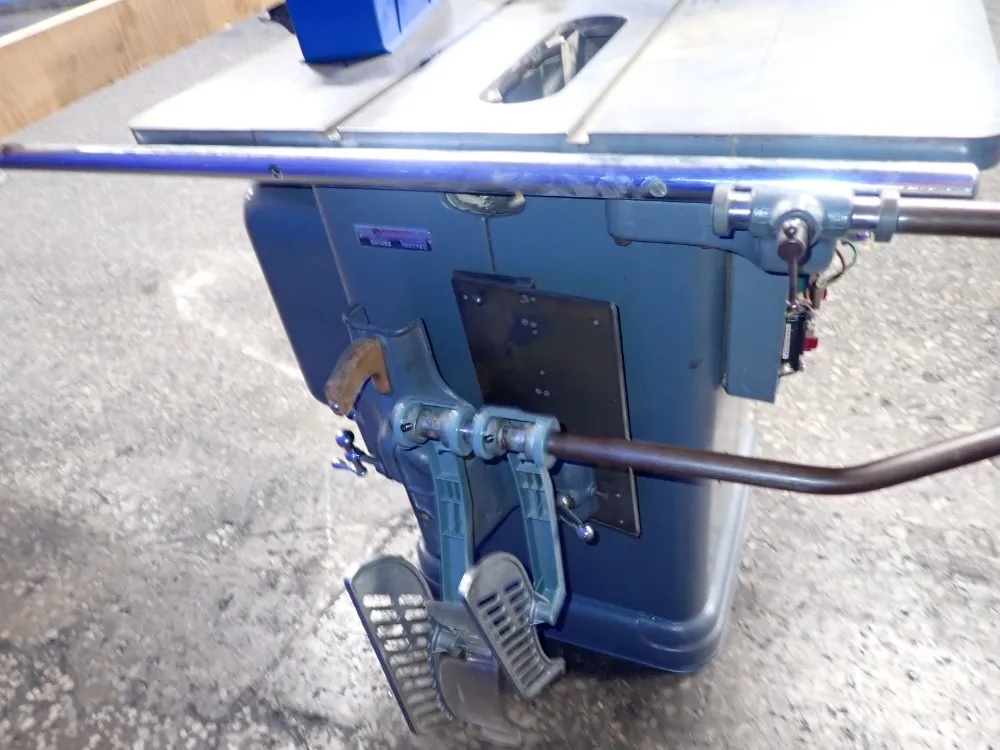 Rockwell 10" Table Saw - 34-450