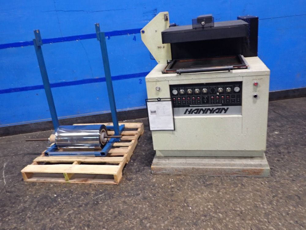 Hannan 20" X 25" Vacuum Former - 420.0