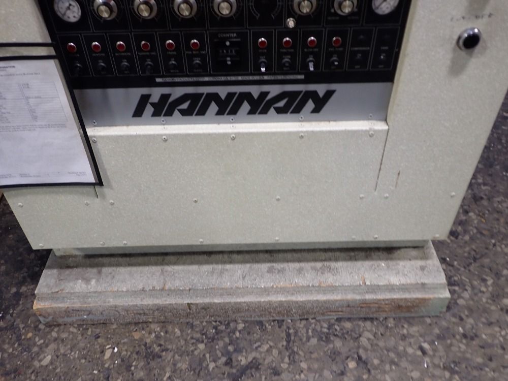 Hannan 20" X 25" Vacuum Former - 420.0