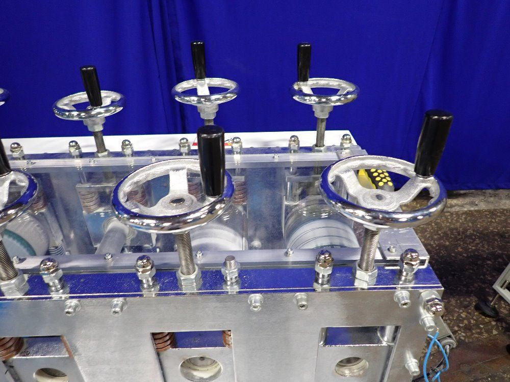 Sinoped Shoe Cover Machine