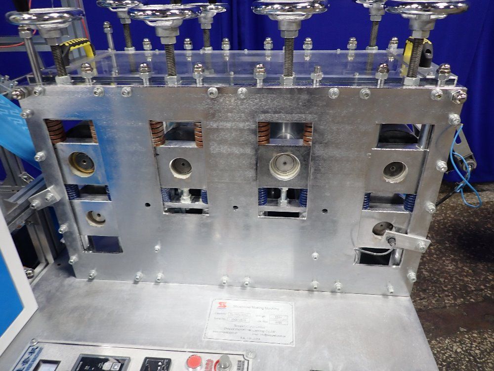 Sinoped Shoe Cover Machine