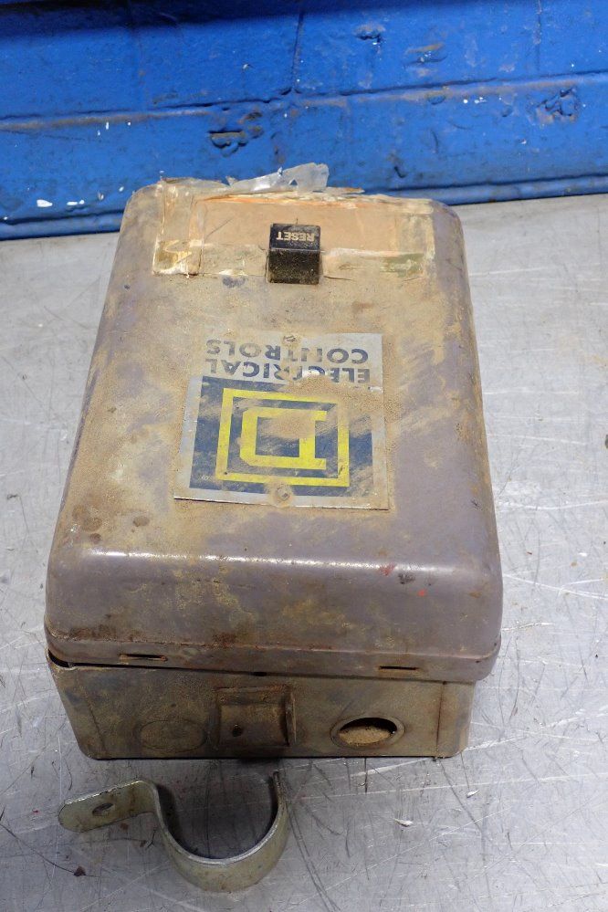 Square D 600 V Electrical Enclosure