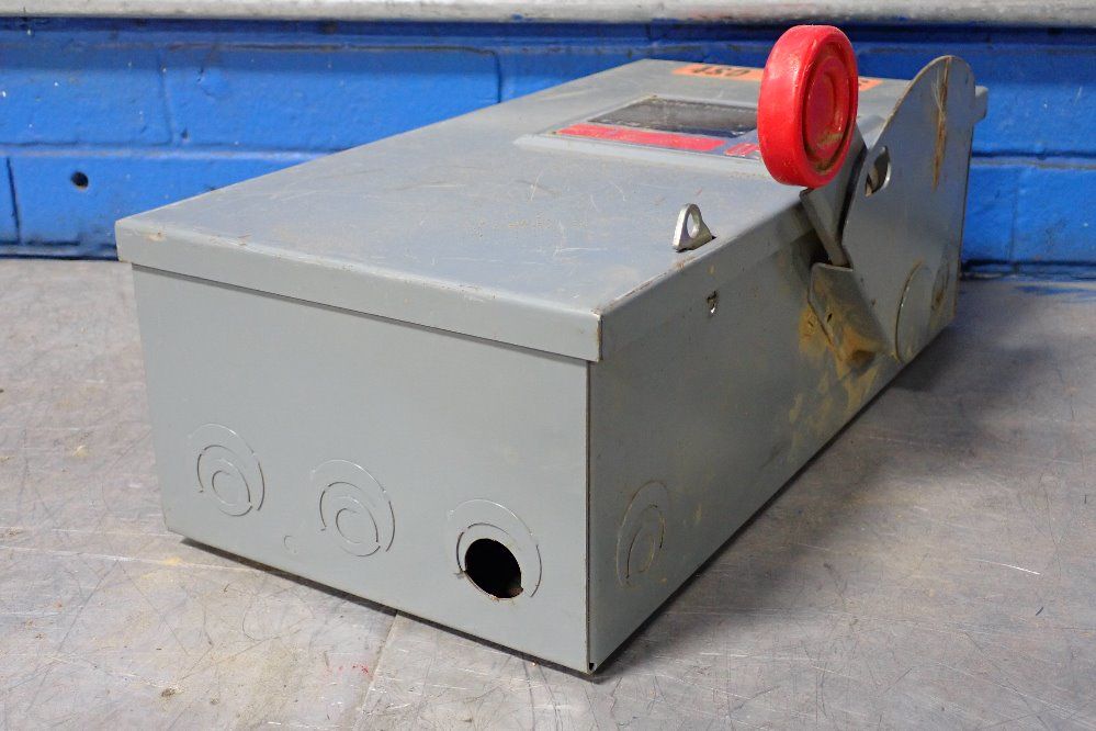 Cutler Hammer 30 Amp / 600 Vac Fusible Disconnect - Dh3610gk