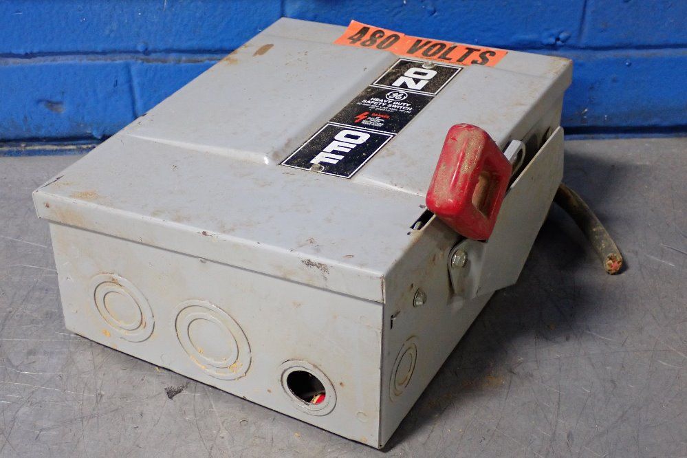 General Electric 30 Amp / 600 V Fusible Disconnect - Thn3361