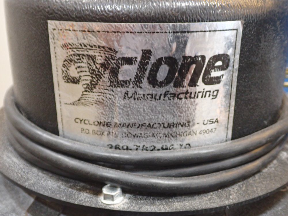 Cyclone 24x12 Sand Blast Machine