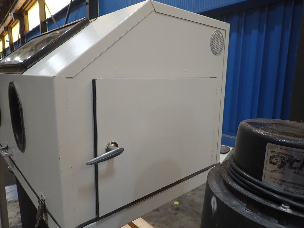 Cyclone 24x12 Sand Blast Machine