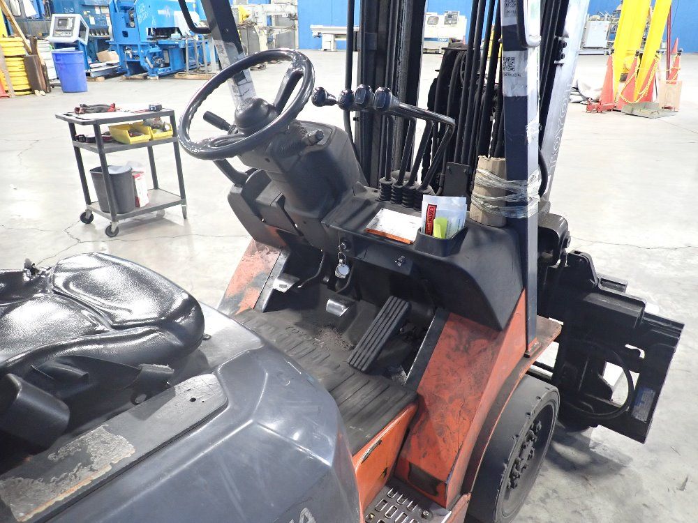 Toyota 5100# Propane Forklift - 7fgcu30