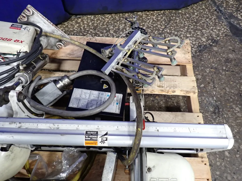 Star Sprue Picker Robot - Xq-800v