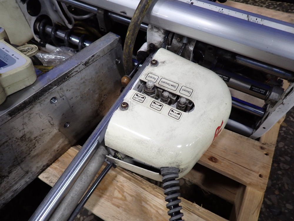 Star Sprue Picker Robot - Xq-800v