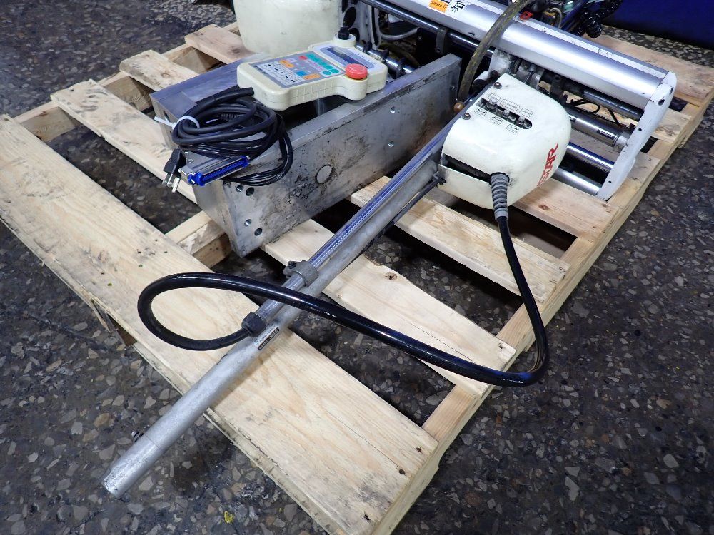 Star Sprue Picker Robot - Xq-800v