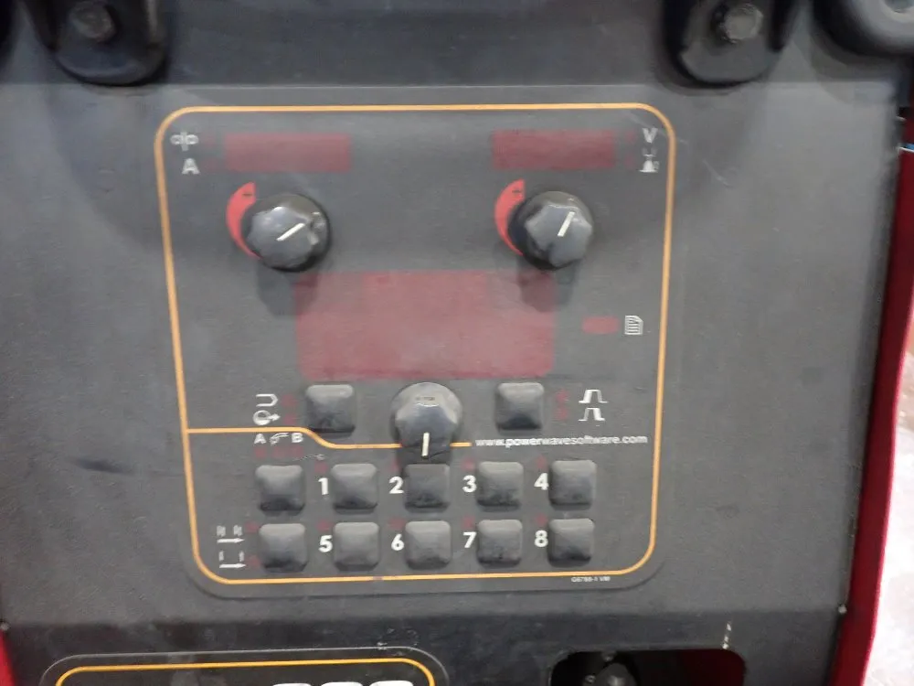 Lincoln Power Wave Welder - Power Wave C300