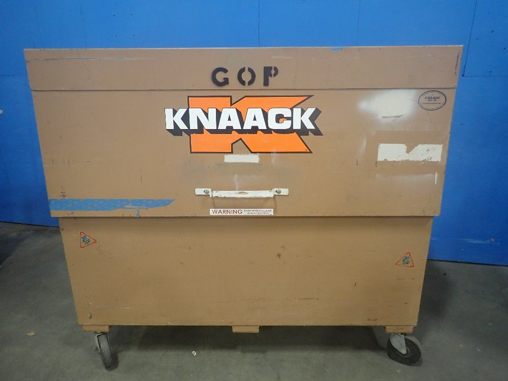 Knaack Mfg. Co. 47.8 Cu. Ft. Portable Jobsite Box - Storage Master 89